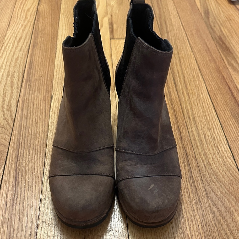 Sorel Joan Dark Brown Wedge Boots -Women’s size 8